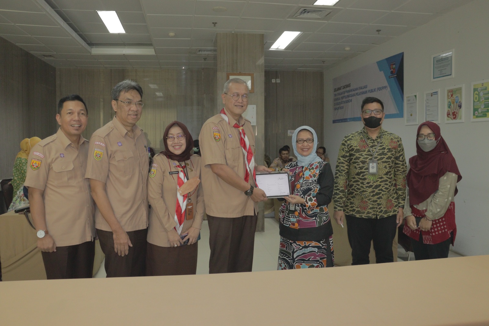 rsud-kota-bogor-raih-penghargaan-pelayanan-prima-pada-penilaian-pemantauan-dan-evaluasi-kinerja-penyelenggara-pelayanan-publik-pekppp